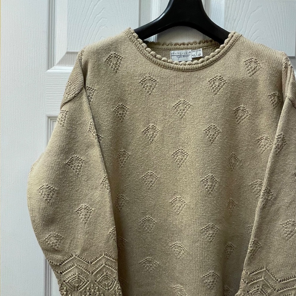 VTG Van Heusen Women's Medium Intarsia Beige Sweater 90's Y2K Classic Scalloped